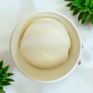 a look inside the container of Glycolic & Retinol Pads — Brightening Treatment Pads